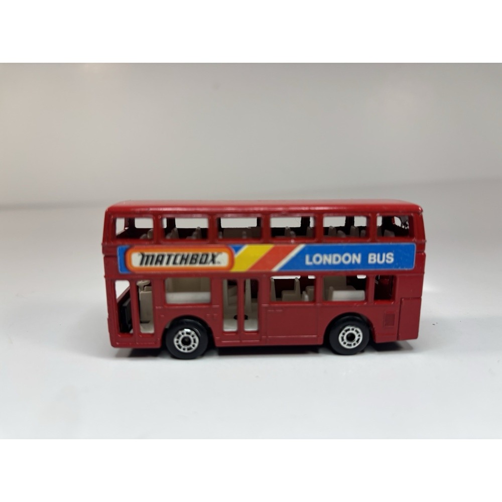 Die-cast Lesney, England - Matchbox Red London Bus 1981 Mint